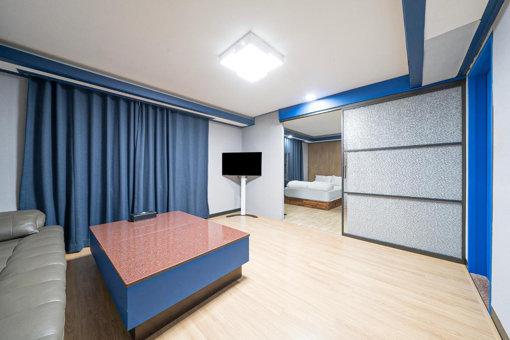 Noblesse Hotel 済州市 エクステリア 写真